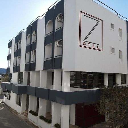 Z Otel Çeşme Luaran gambar