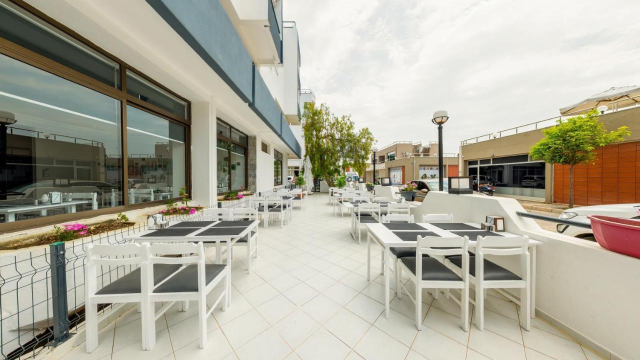 Z Otel Çeşme Luaran gambar